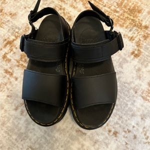 Dr. Martens - Voss Platform Sandal - Black, Size 6M